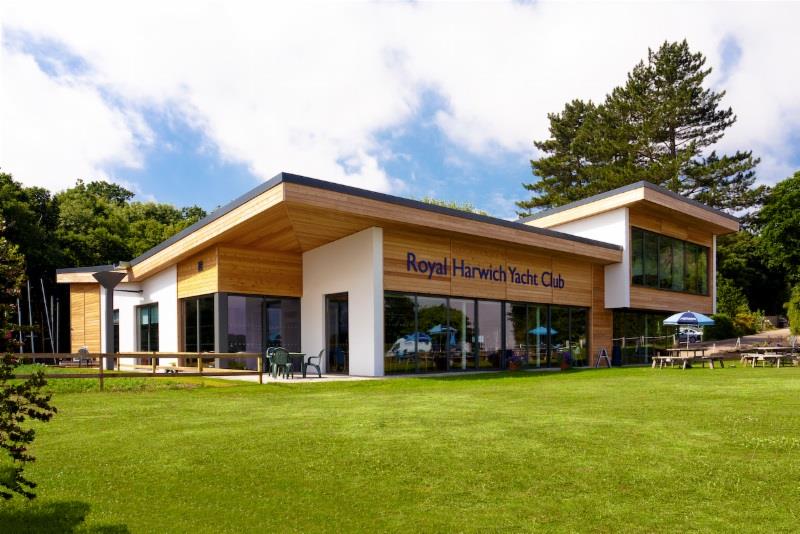 Royal Harwich Yacht Club marina